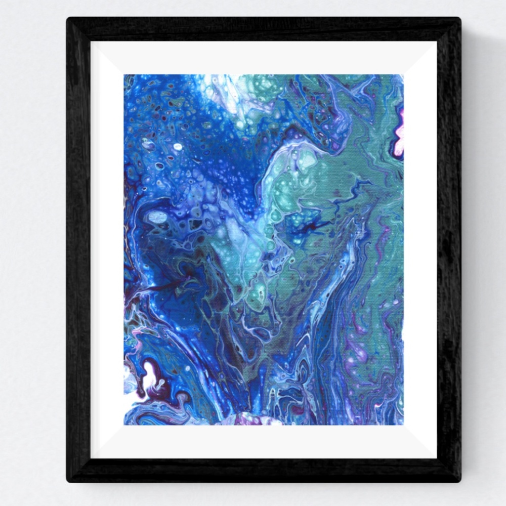 NWOT Abstract Art Graphic Print